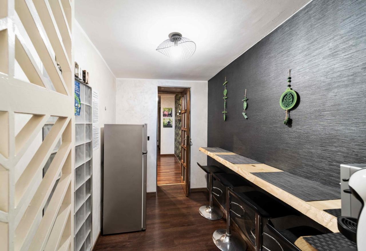 Apartamento Newhouse Dei Mille Bari Exterior foto